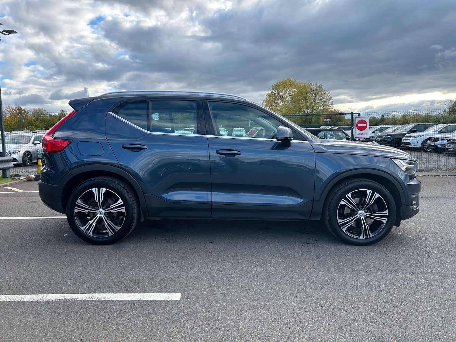 Used Volvo XC40 2020 for sale - 76601865: Photo 9