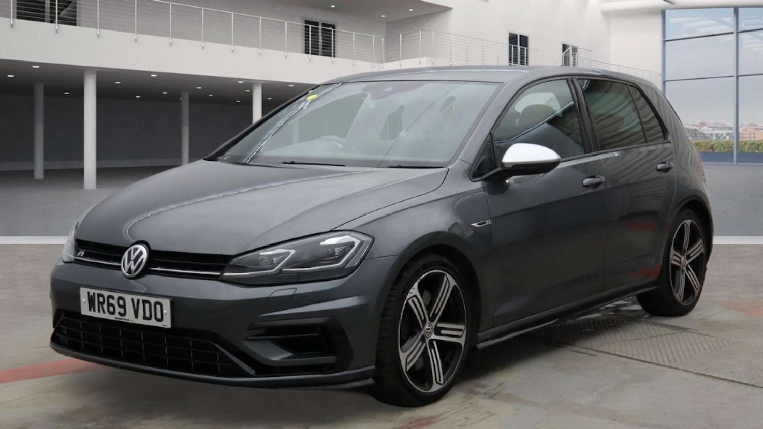 Used Volkswagen Golf 2019 for sale - 77841731: Photo 3