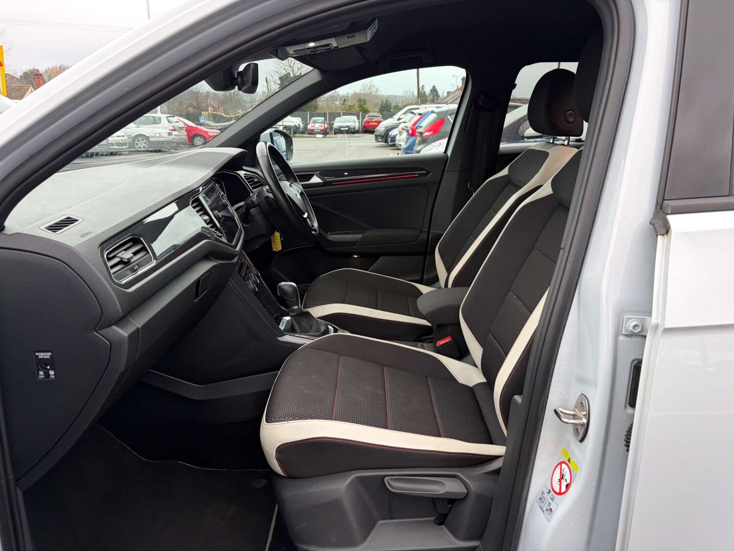 Used Volkswagen T-Roc 2018 for sale - 77483355: Photo 15