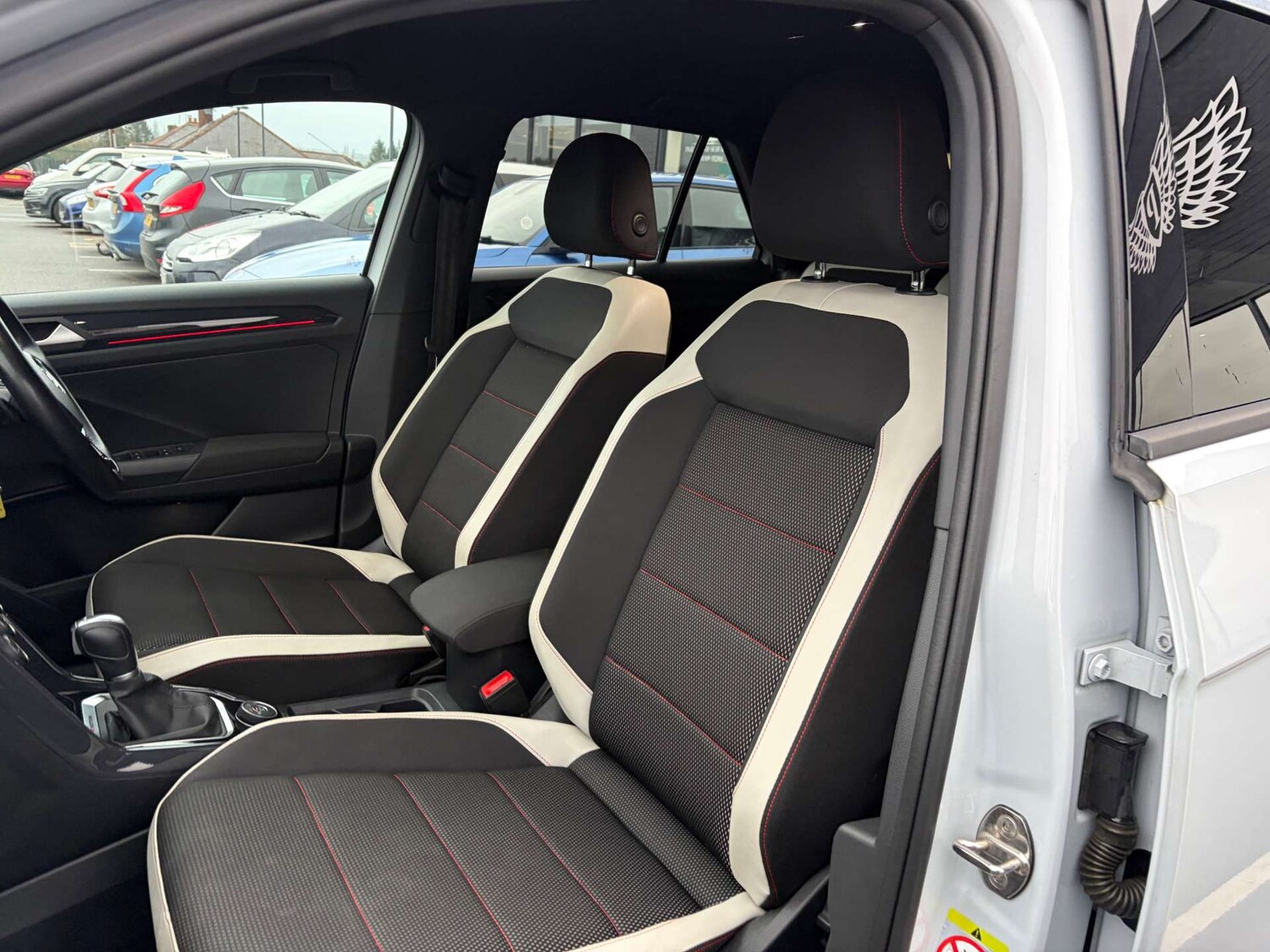 Used Volkswagen T-Roc 2018 for sale - 77483355: Photo 17