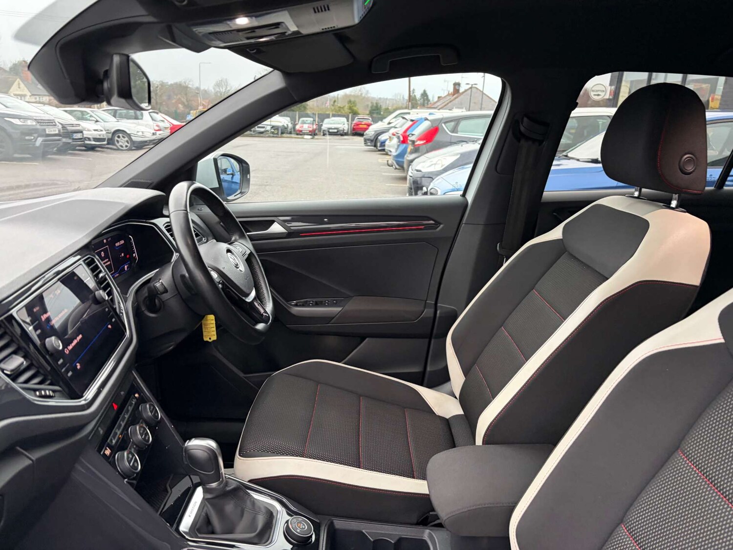 Used Volkswagen T-Roc 2018 for sale - 77483355: Photo 18