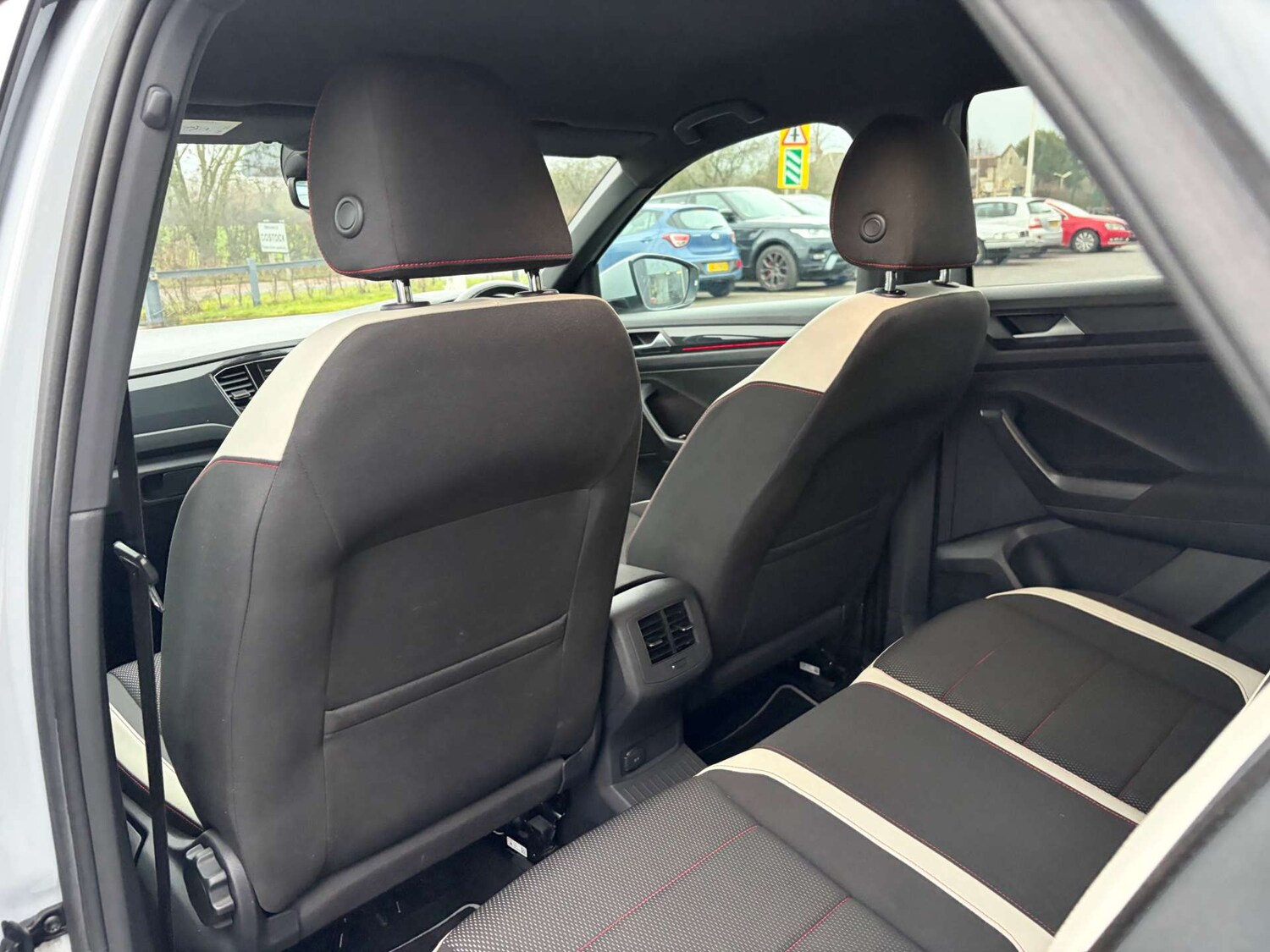 Used Volkswagen T-Roc 2018 for sale - 77483355: Photo 22