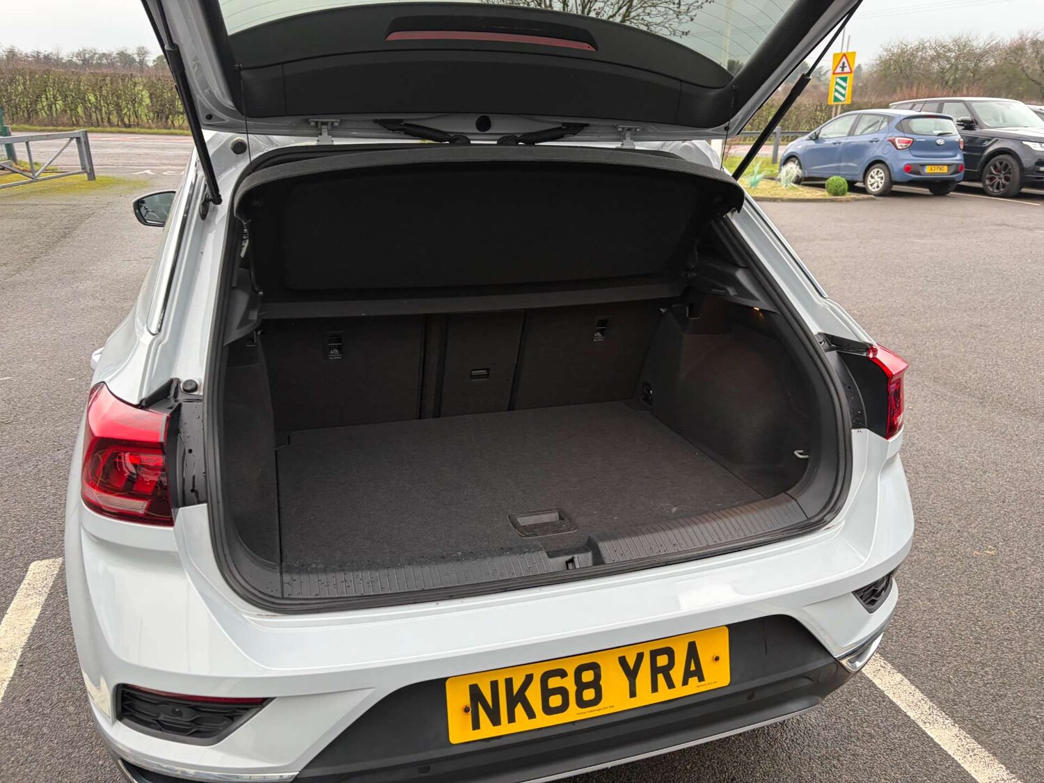 Used Volkswagen T-Roc 2018 for sale - 77483355: Photo 25