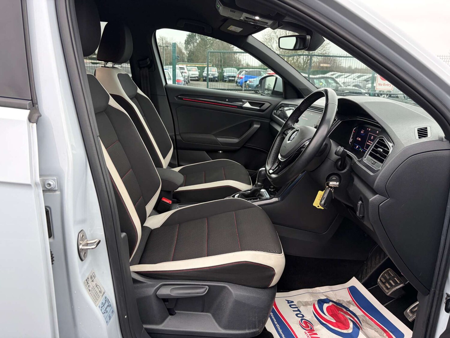 Used Volkswagen T-Roc 2018 for sale - 77483355: Photo 37