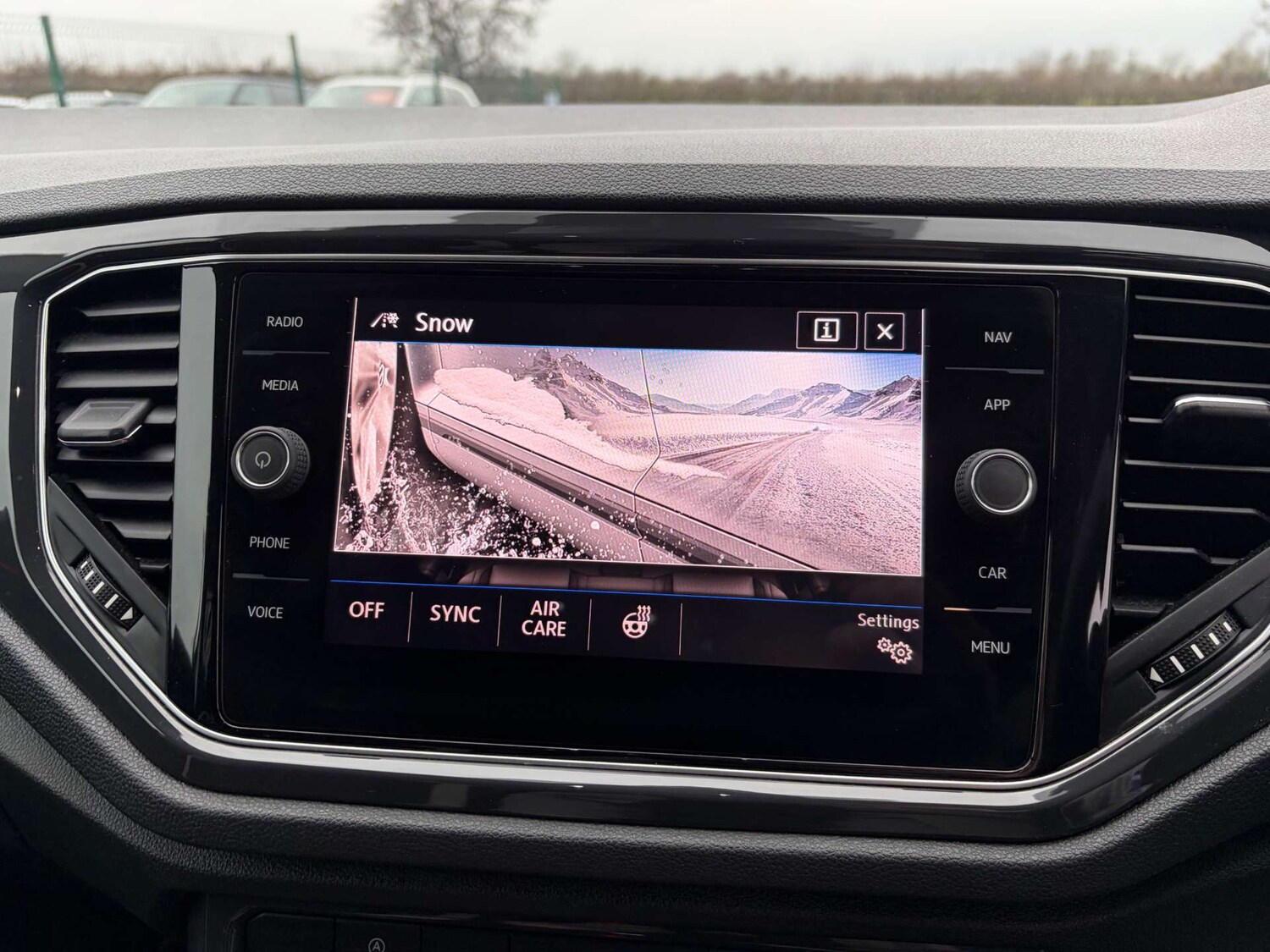 Used Volkswagen T-Roc 2018 for sale - 77483355: Photo 56