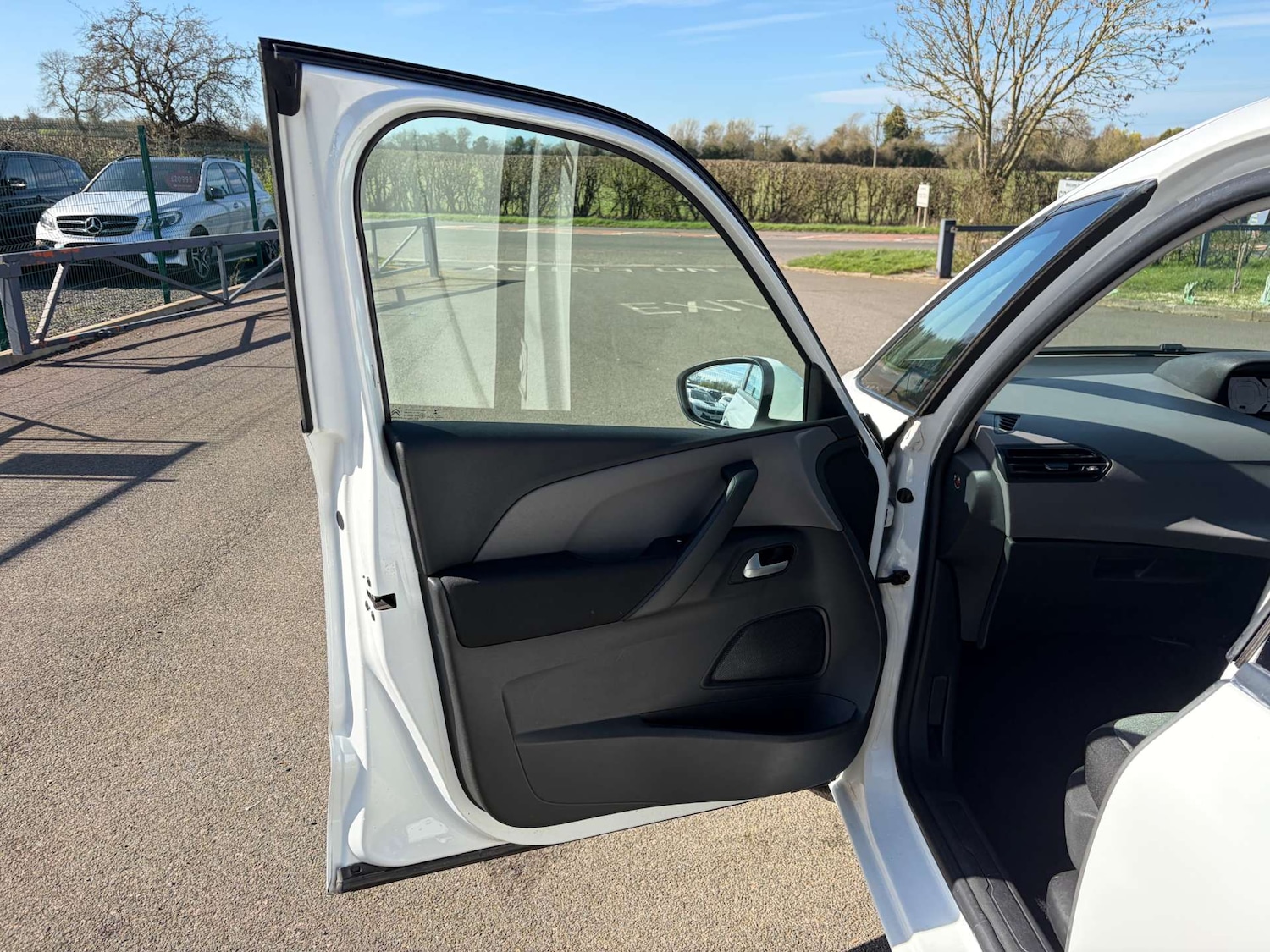 Used Citroen C4 Picasso 2016 for sale - 77953358: Photo 14