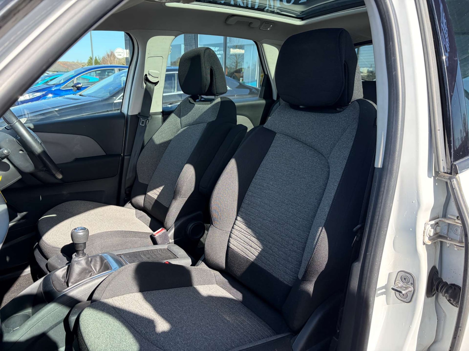 Used Citroen C4 Picasso 2016 for sale - 77953358: Photo 17