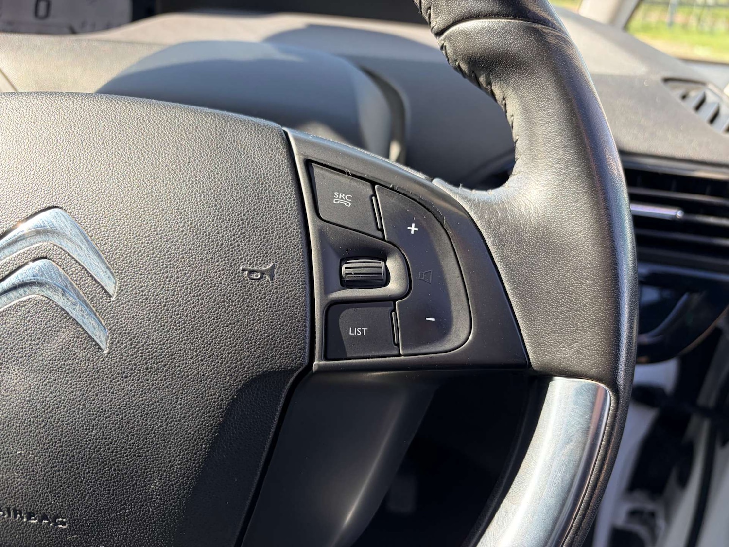 Used Citroen C4 Picasso 2016 for sale - 77953358: Photo 42