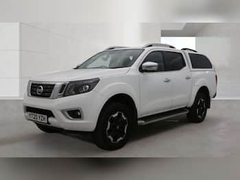 Used Nissan Navara 2020 for sale - 79692897: Photo
