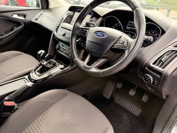 Used Ford Focus 2017 for sale - 75901386: Photo