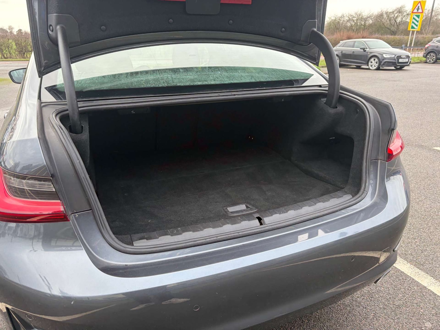 Used BMW 3 Series 2021 for sale - 77313724: Photo 25