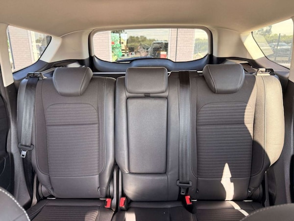 Used Ford Kuga 2017 for sale - 75725930: Photo 31