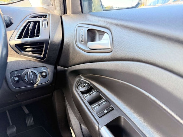 Used Ford Kuga 2017 for sale - 75725930: Photo 42