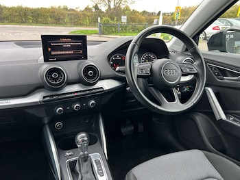 Used Audi Q2 2017 for sale - 76223010: Photo