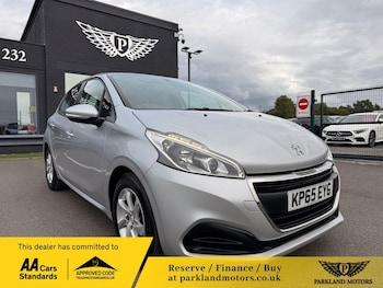 Peugeot - 208