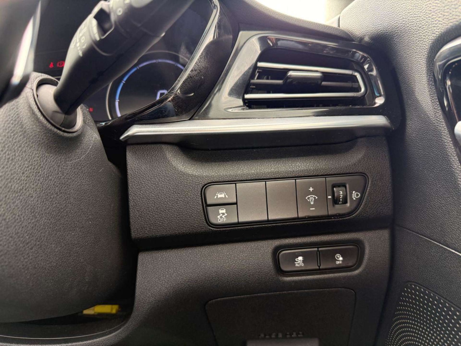 Vehicle 35