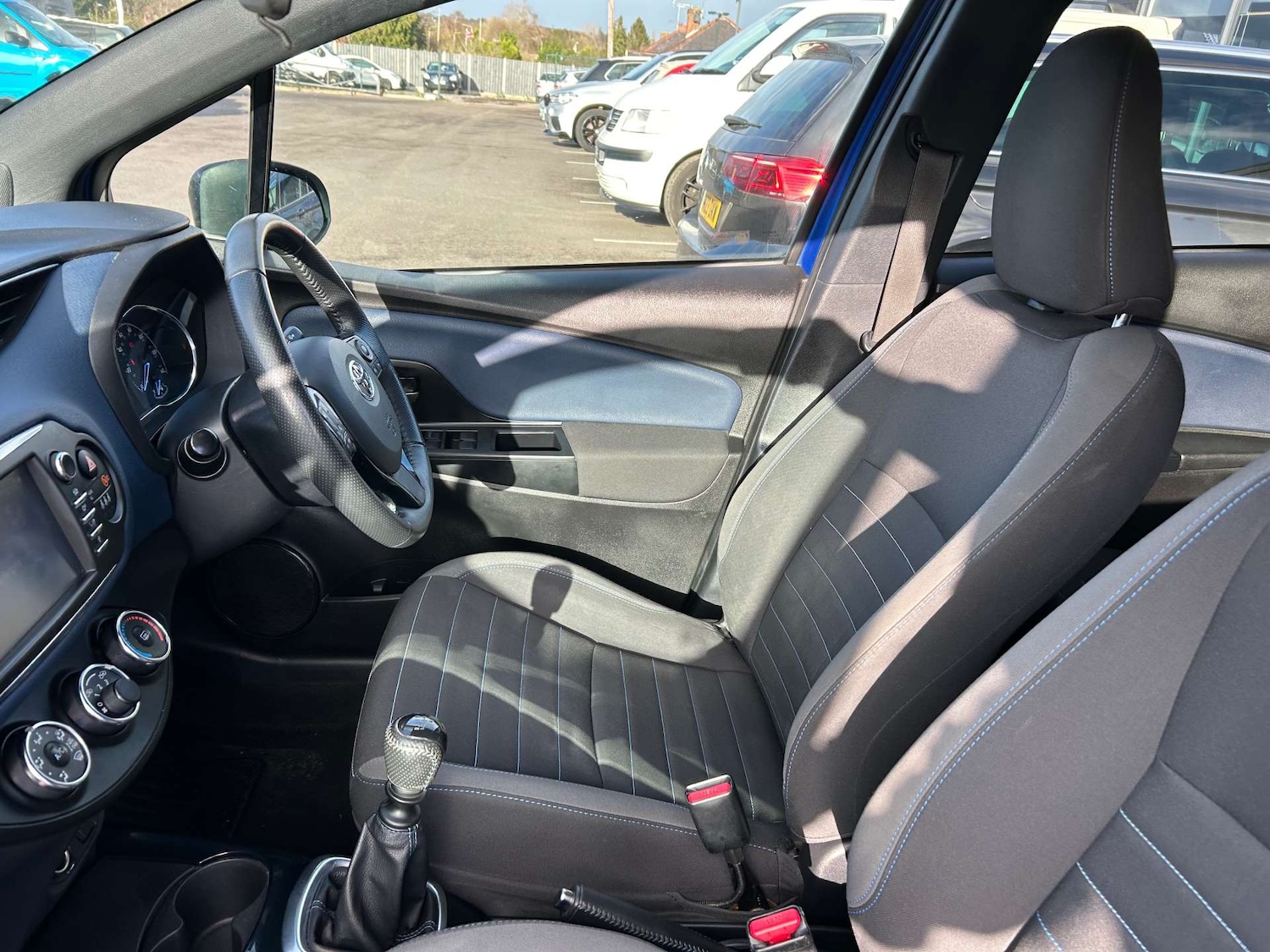 Used Toyota Yaris 2018 for sale - 76739842: Photo 18