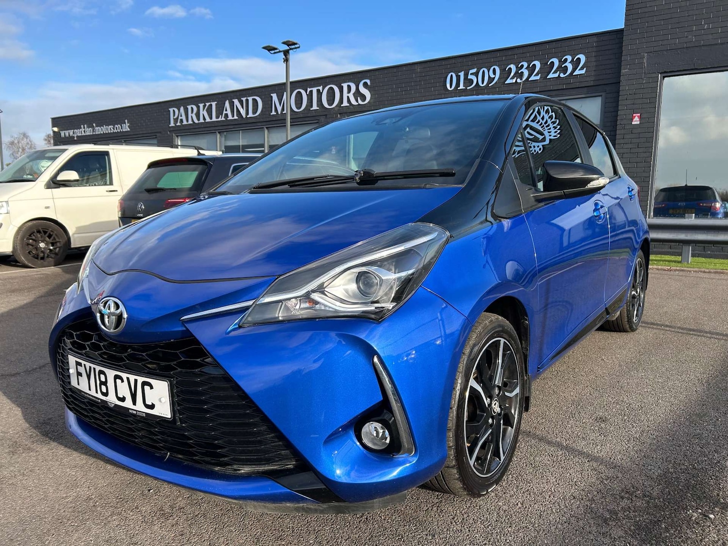 Used Toyota Yaris 2018 for sale - 76739842: Photo 3