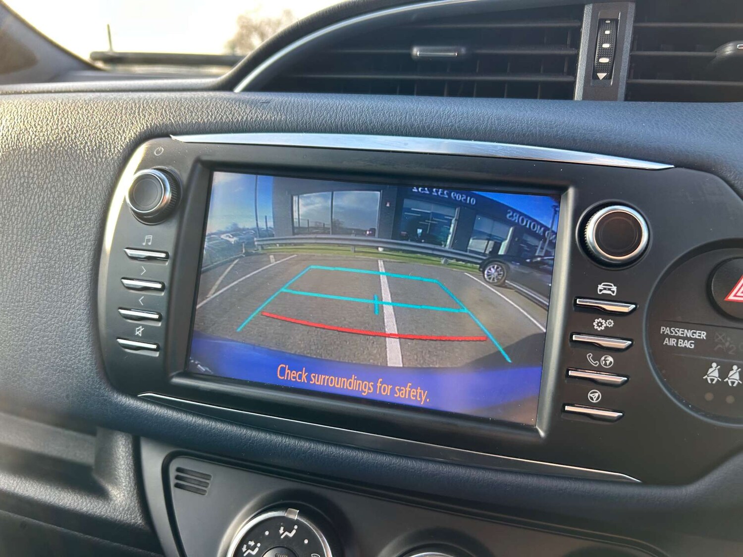 Used Toyota Yaris 2018 for sale - 76739842: Photo 44