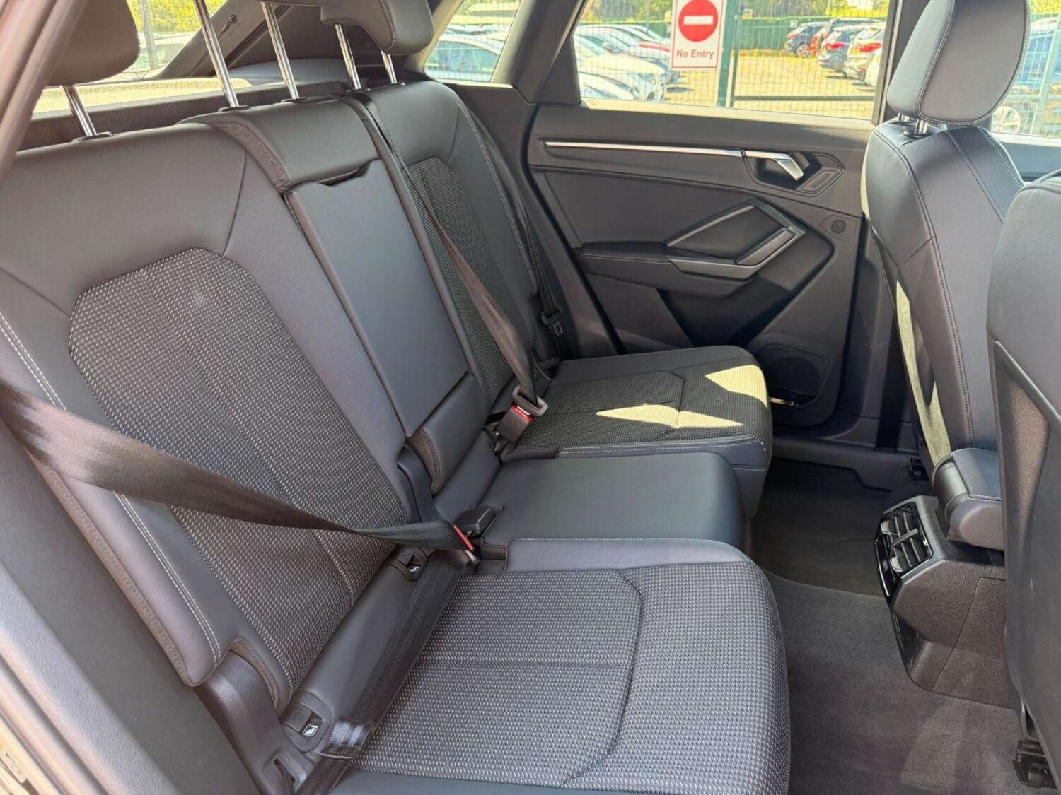 Used Audi Q3 2023 for sale - 75725952: Photo 19