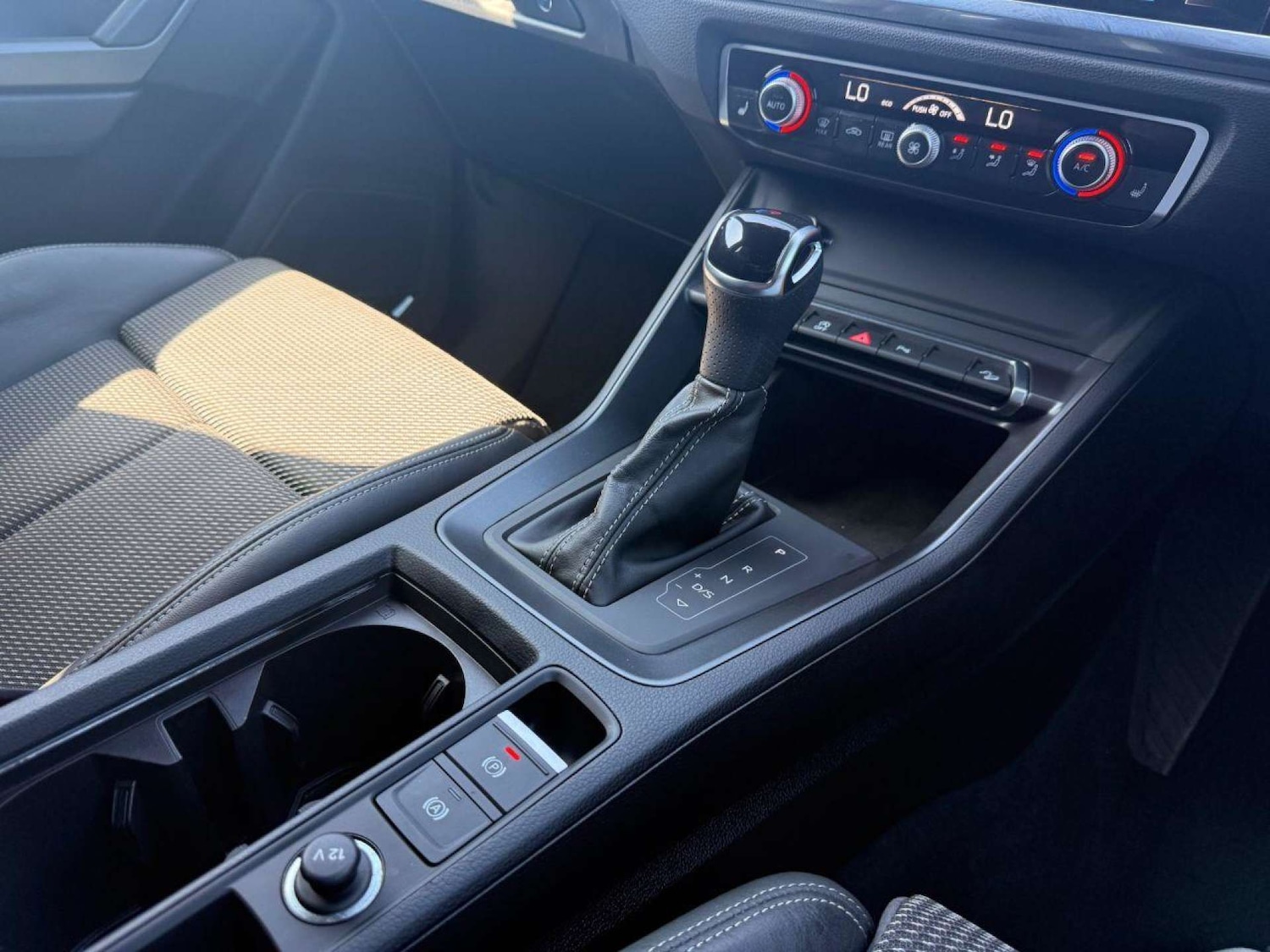 Used Audi Q3 2023 for sale - 75725952: Photo 36