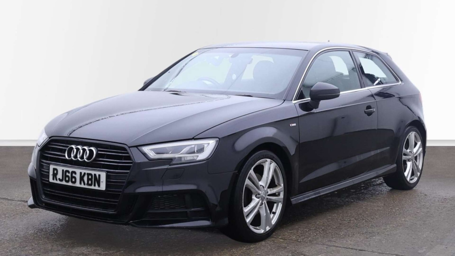 Used Audi A3 2016 for sale - 77070830: Photo 2