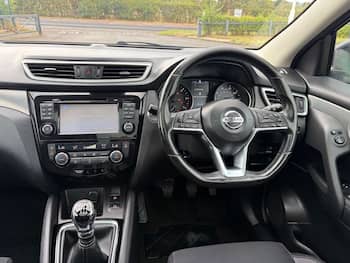 Used Nissan Qashqai 2017 for sale - 79747218: Photo