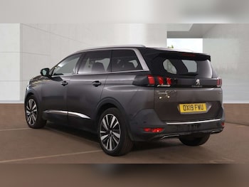 Used Peugeot 5008 2019 for sale - 79267216: Photo