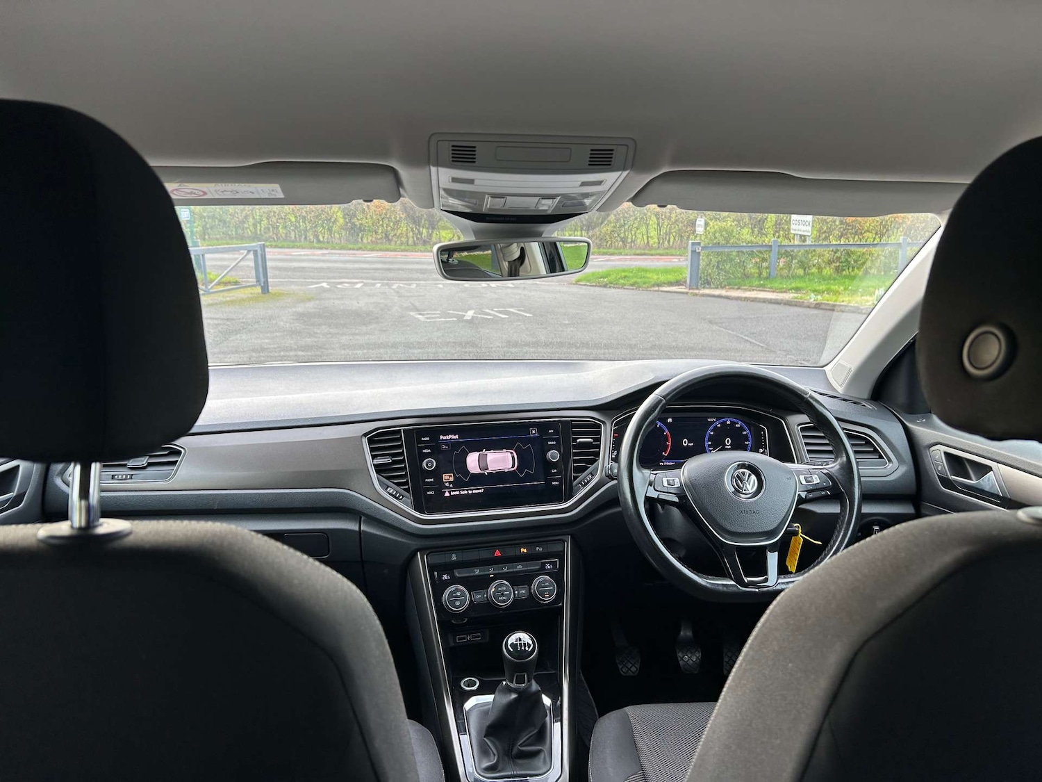 Used Volkswagen T-Roc 2018 for sale - 76601906: Photo 24