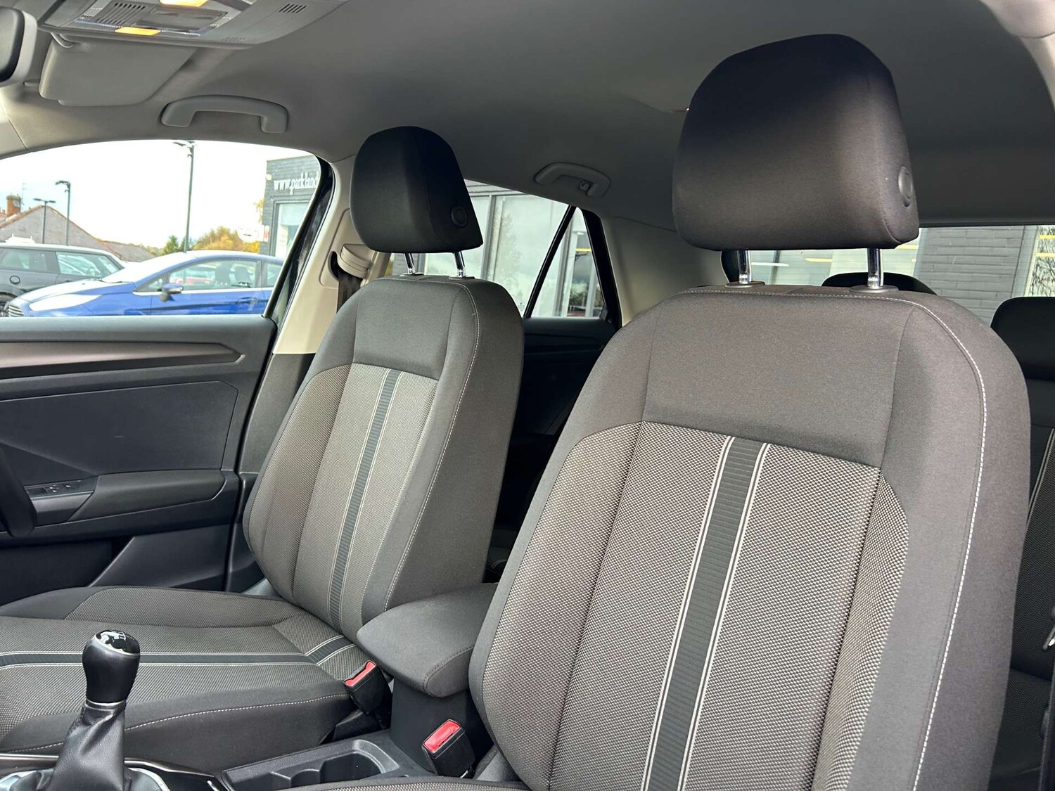 Used Volkswagen T-Roc 2018 for sale - 76601906: Photo 26