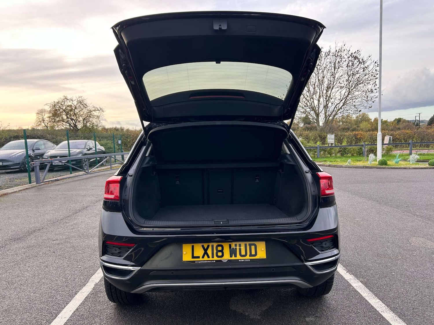 Used Volkswagen T-Roc 2018 for sale - 76601906: Photo 37