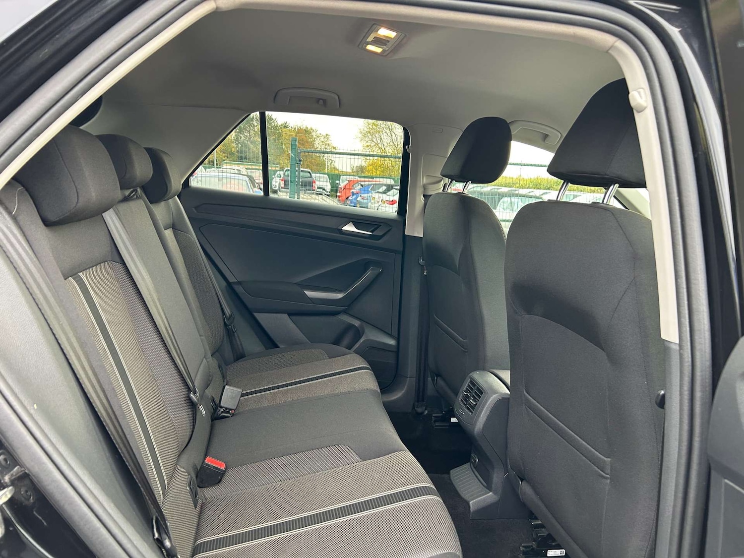 Used Volkswagen T-Roc 2018 for sale - 76601906: Photo 49