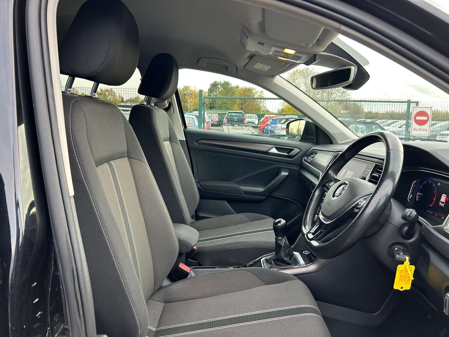 Used Volkswagen T-Roc 2018 for sale - 76601906: Photo 50