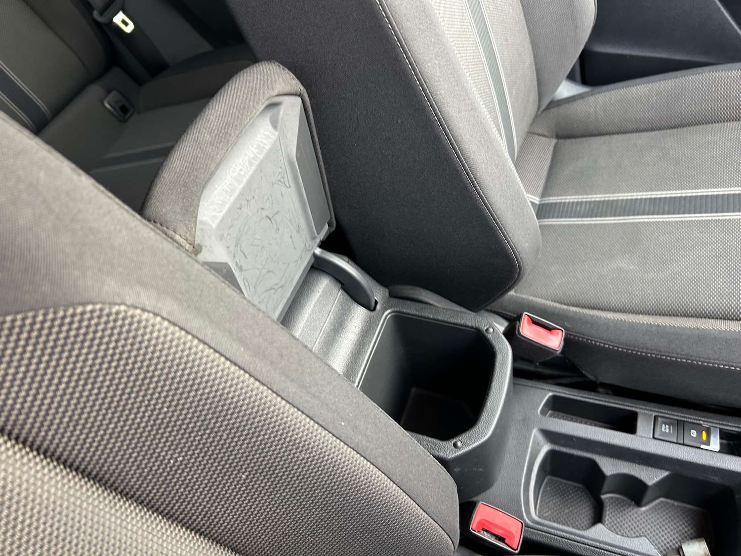 Used Volkswagen T-Roc 2018 for sale - 76601906: Photo 57