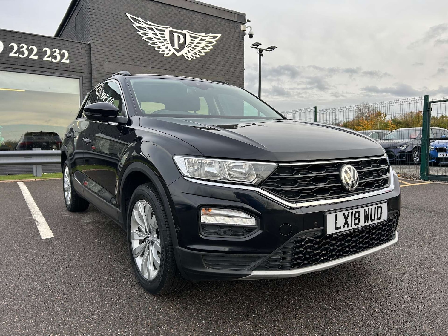 Used Volkswagen T-Roc 2018 for sale - 76601906: Photo 60