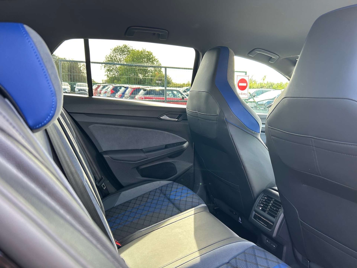 Used Volkswagen Golf 2024 for sale - 75973300: Photo 15