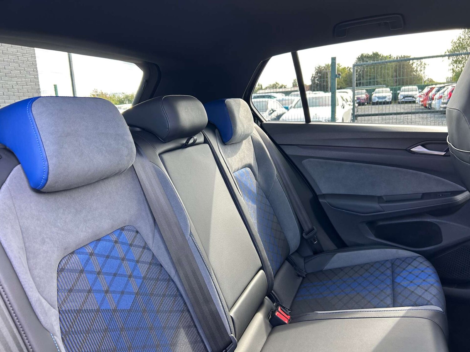 Used Volkswagen Golf 2024 for sale - 75973300: Photo 24