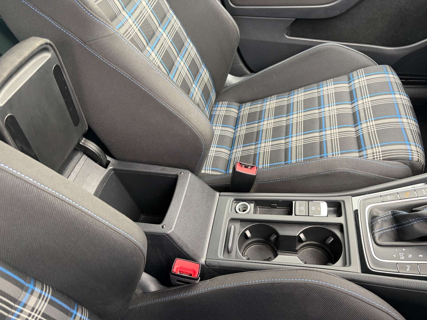 Used Volkswagen Golf 2018 for sale - 77798384: Photo 44