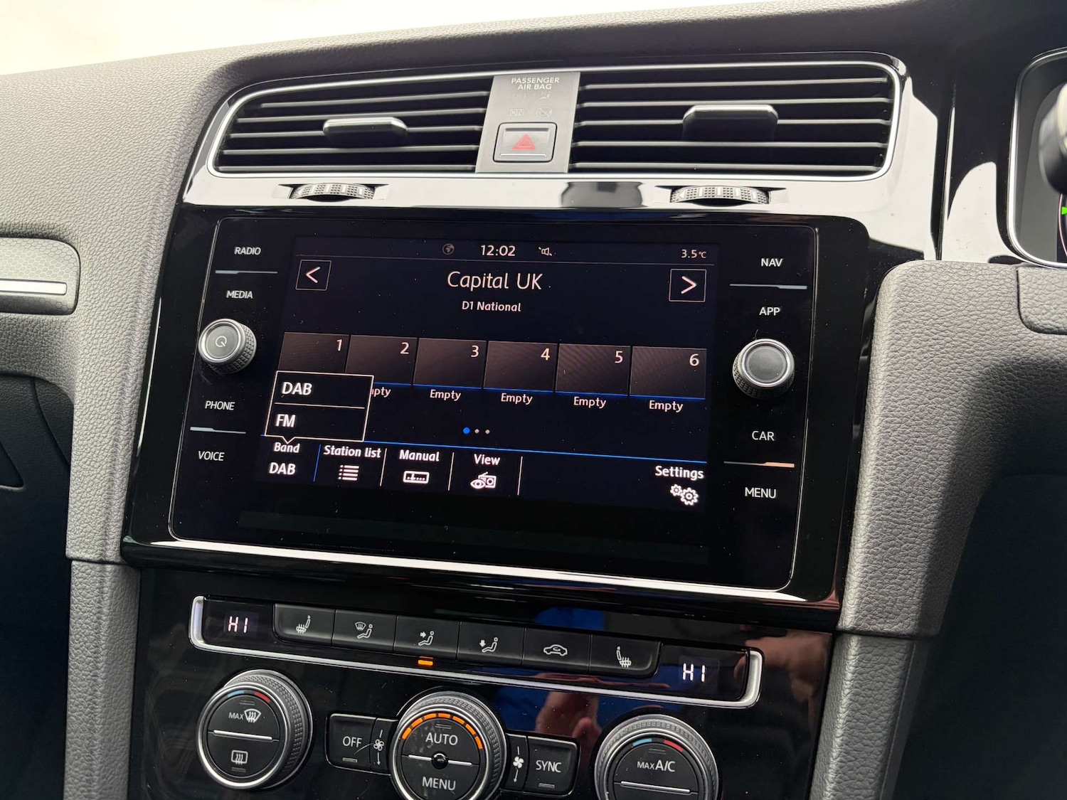 Used Volkswagen Golf 2018 for sale - 77798384: Photo 54