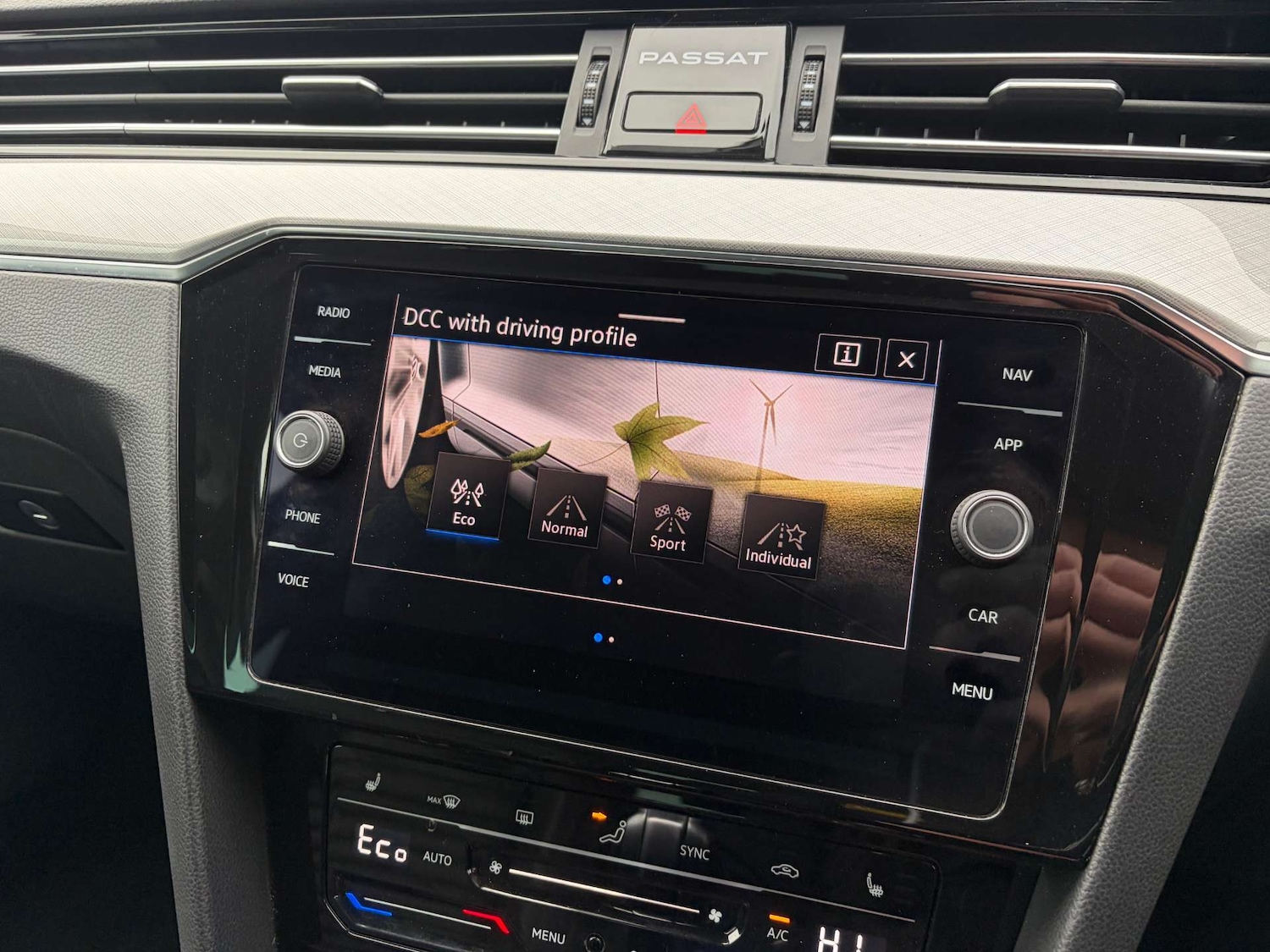 Used Volkswagen Passat 2022 for sale - 76959826: Photo 63
