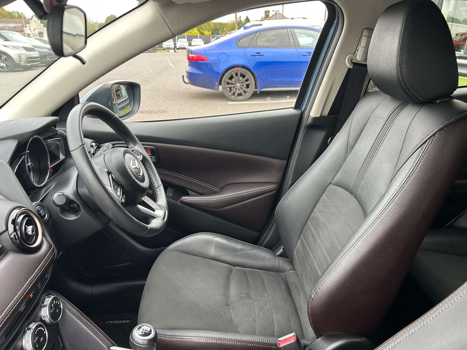 Used Mazda Mazda2 2019 for sale - 76020200: Photo 25