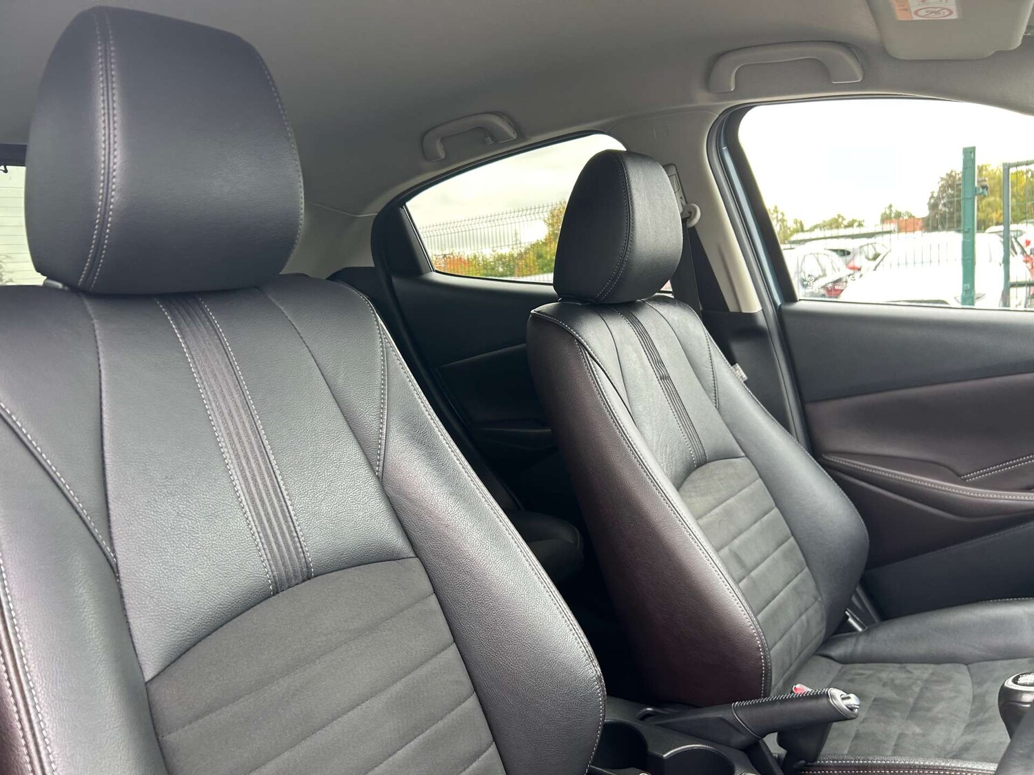 Used Mazda Mazda2 2019 for sale - 76020200: Photo 44