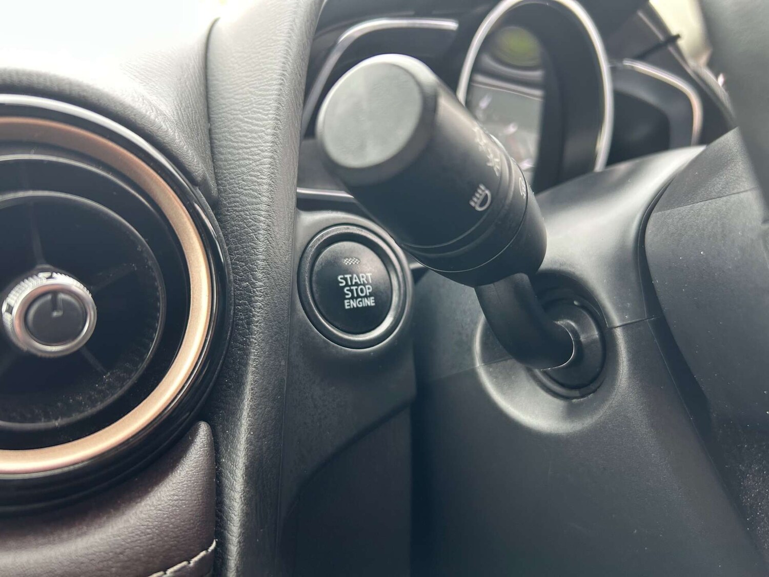 Used Mazda Mazda2 2019 for sale - 76020200: Photo 56