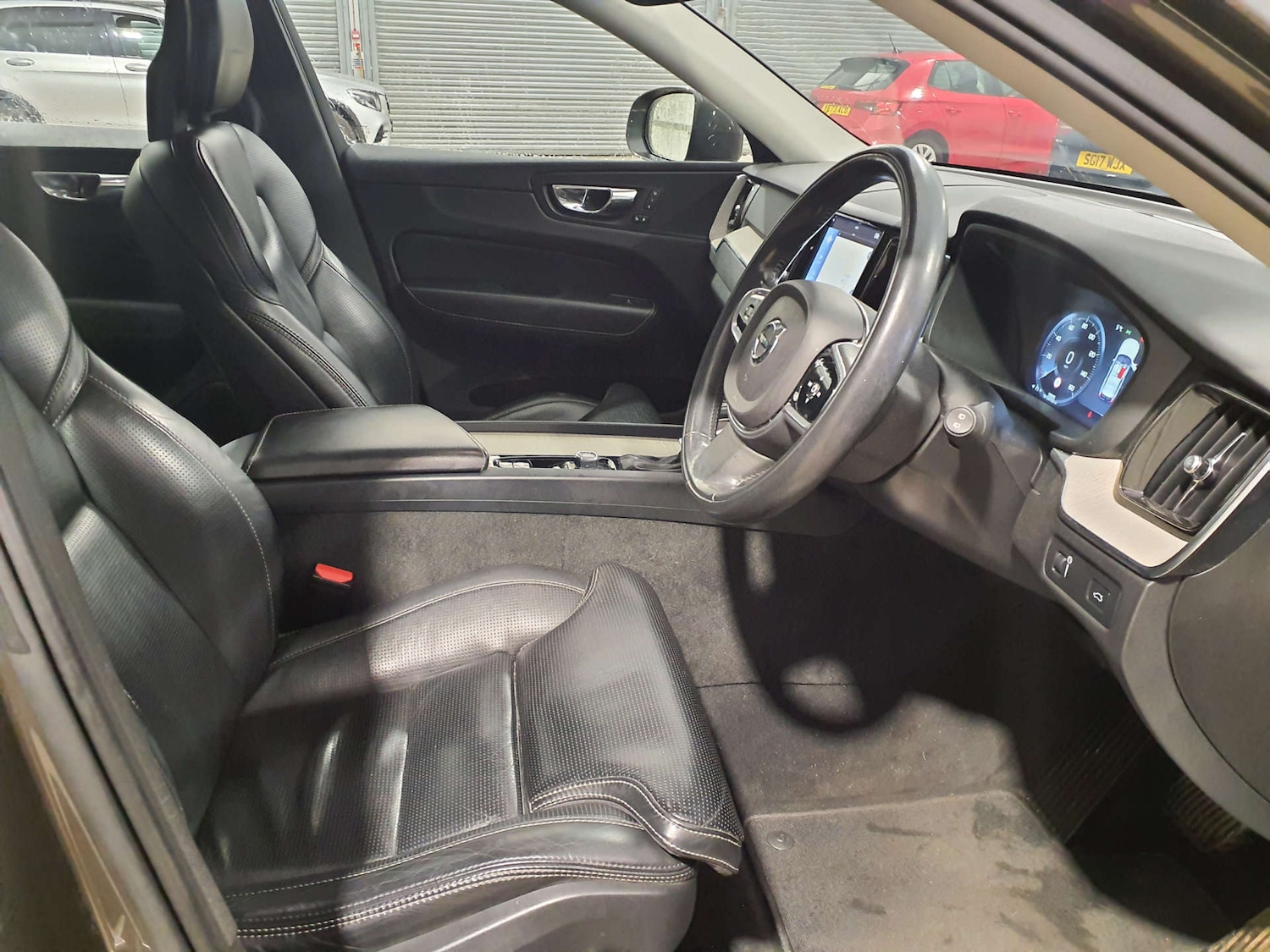 Used Volvo XC60 2018 for sale - 77163701: Photo 18