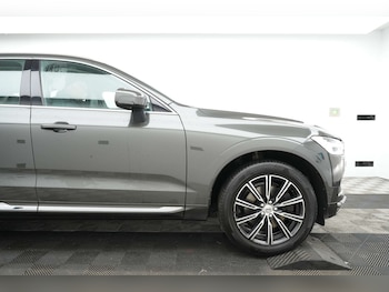 Used Volvo XC60 2018 for sale - 77163701: Photo