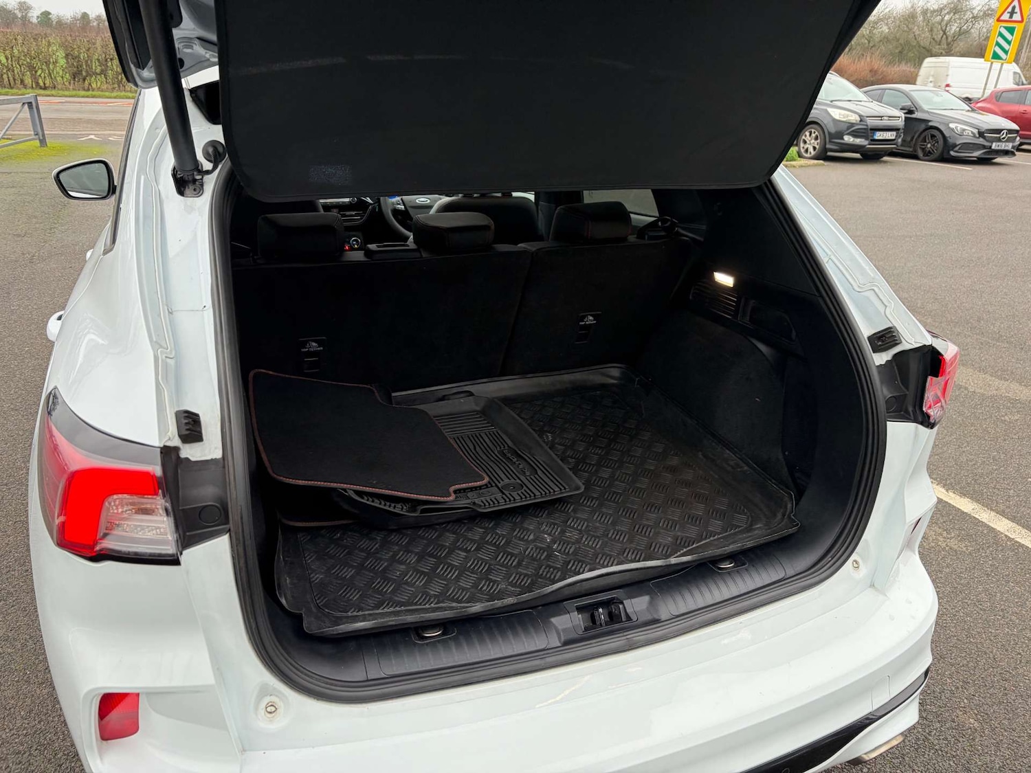 Used Ford Kuga 2022 for sale - 76973913: Photo 24