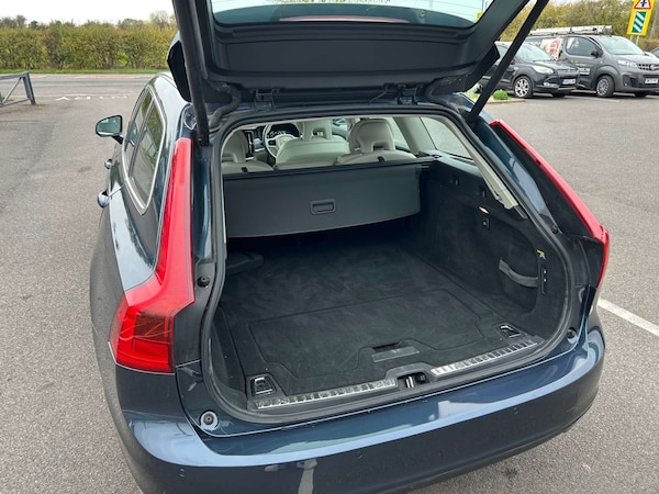 Used Volvo V90 2018 for sale - 76020187: Photo 37