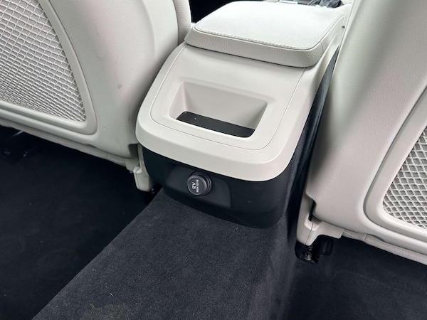 Used Volvo V90 2018 for sale - 76020187: Photo 44