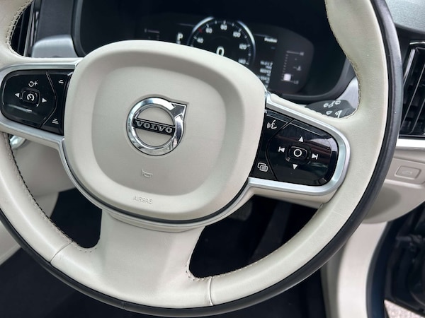 Used Volvo V90 2018 for sale - 76020187: Photo 47