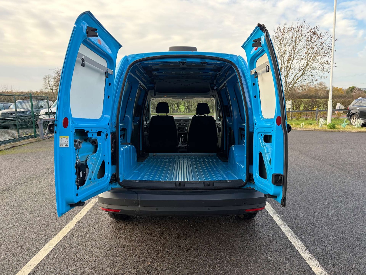 Used Volkswagen Caddy Maxi 2017 for sale - 77088681: Photo 18